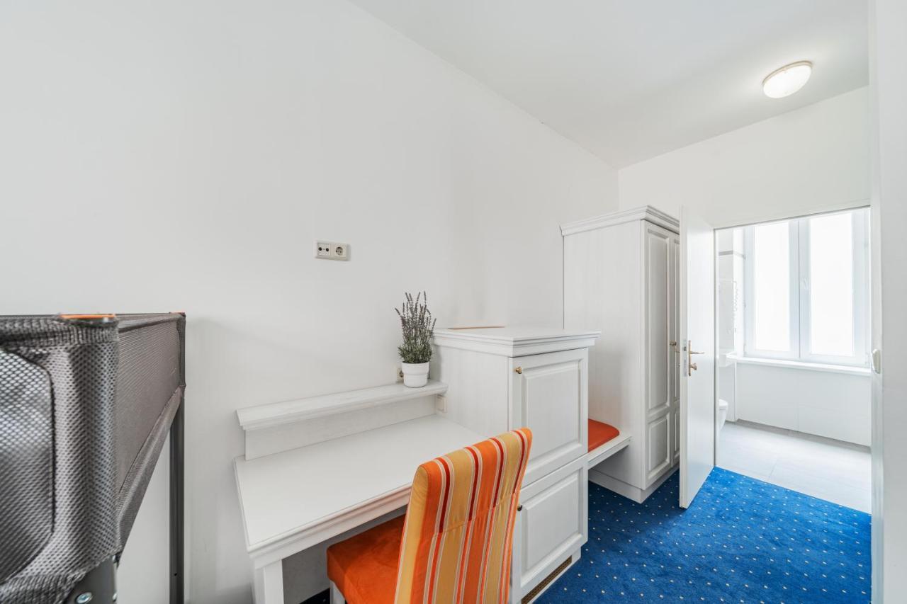 Self-Check-In Hotel Adlon Viena Exterior foto