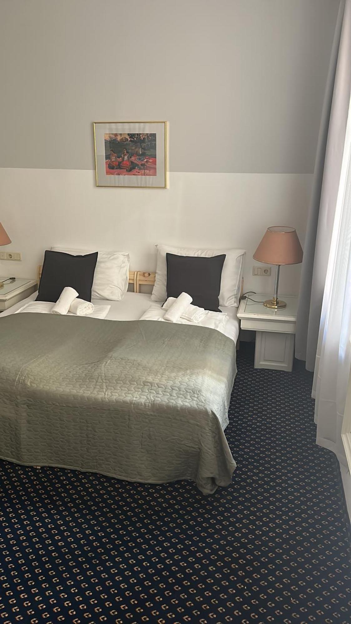Self-Check-In Hotel Adlon Viena Exterior foto